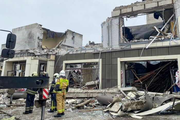 ロシアが実効支配するウクライナ東部ルハンスク州。ウクライナ軍の攻撃を受けて地元住民ら28人が死亡した(2024年2月、提供 @SOTAvision)