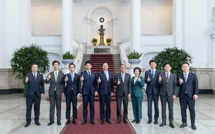 自民党青年局として台湾訪問(2025年5月SNSより)