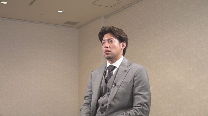 現役引退翌日、インタビューに応じた