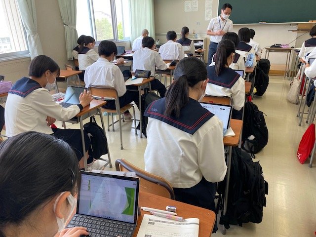 教師は「失敗してもいい」「答えは一つじゃない」と指導する