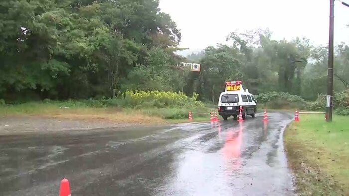瀬美温泉に続く道路は通行止めに