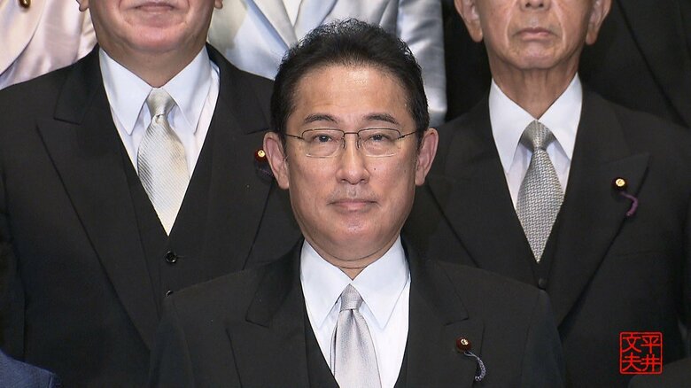 岸田さんに、暴言吐いたらどうかと提案したことがあるのだが、黙ってニコニコしてるだけだった。誠実な新首相は3人のうるさいオヤジをうまくサバけるか｜FNNプライムオンライン