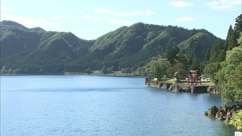 日本一の水深を誇る田沢湖