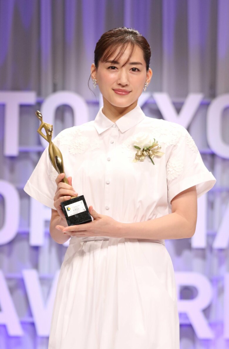 主演女優賞・綾瀬はるか『天国と地獄～サイコな2人～』
