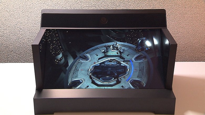 ソニー 裸眼3Dディスプレイ公開 「空間表現」新時代