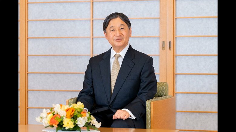 16日 御所･小広間（宮内庁提供）