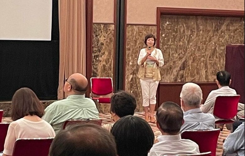 映画「鯨のレストラン」を監督した八木景子氏（日本記者クラブ 8月23日）