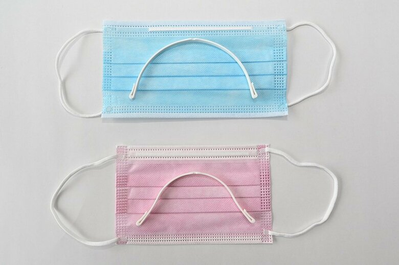 サイズの比較（上：マスクのほね　下：マスクのこぼね）