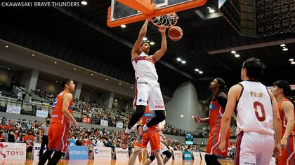 ジョーダン・ヒースのアリウープ炸裂！川崎ブレイブサンダースが100点ゲームで広島を下す　