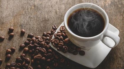 コーヒーショップに週1回以上立ち寄る人が2割 「一人の時間をゆっくり過ごす」場としても利用