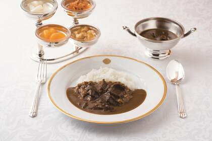 伝統の味を守り、時代の声に応える。資生堂パーラーのレトルトカレーが貫く「本物」「高い品質」「美味しい」の価値観へのこだわり