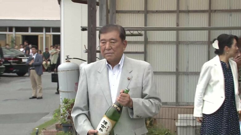 【なぜ？】毎年お盆に必ず千葉・勝浦市を訪問する石破首相…防衛相在任中にイージス艦と衝突し死亡した漁船乗組員の遺族のもとへ｜FNNプライムオンライン