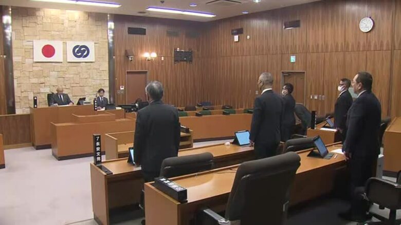 佐々・公共工事めぐる談合事件　追起訴された町長の退職を議会が同意【長崎】｜FNNプライムオンライン