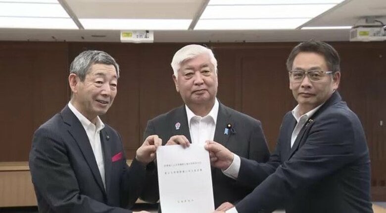 日鉄呉跡地・防衛省複合拠点整備　新原呉市長が中谷防衛相に「民間企業誘致と運動場先行整備」を要請　｜FNNプライムオンライン