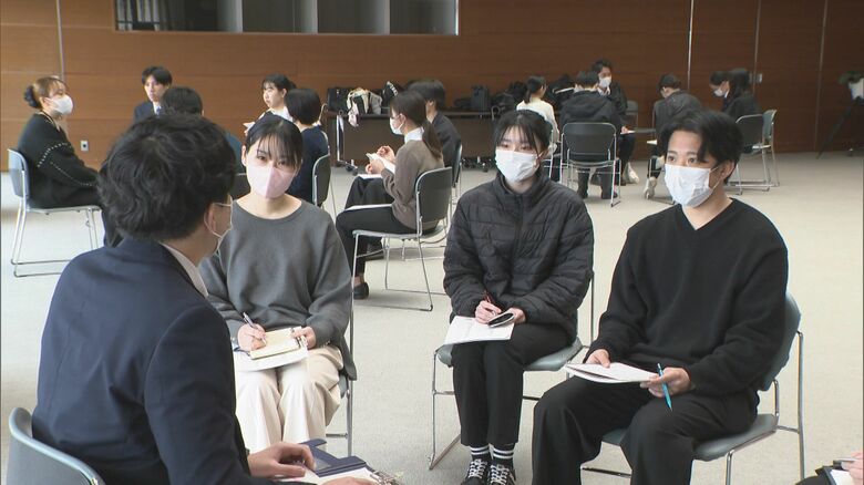 試験対策の負担や時期も要因に…学生売り手市場で進む『公務員離れ』“SPI”での採用枠設ける自治体も｜FNNプライムオンライン