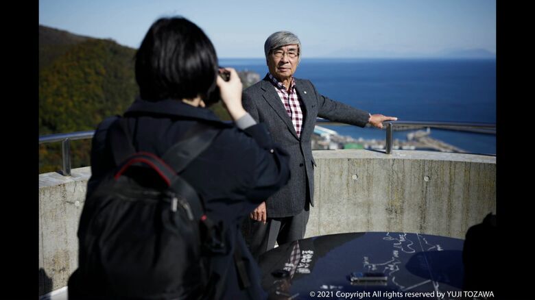 詳細な聞き取りで”記憶”も記録（撮影：戸澤裕司さん）