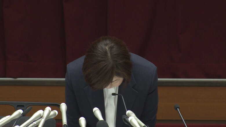 会見に臨む日大の林真理子理事長