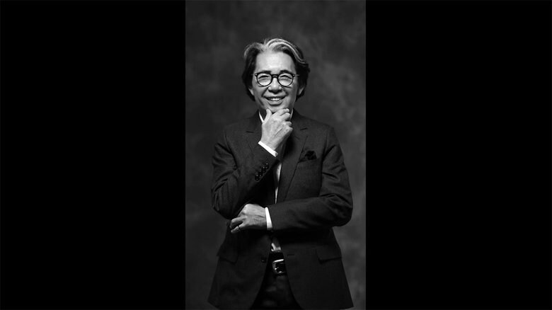 高田賢三さん パリで追悼式 新型コロナ感染で死去