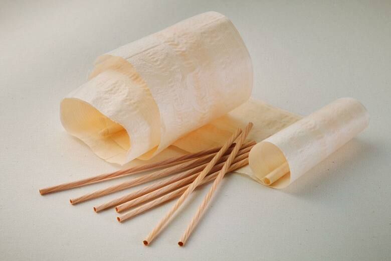 木のストロー制作には当初1本1万円もした