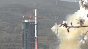 中国:天宮1号墜落の陰で、新型画像衛星打ち上げ