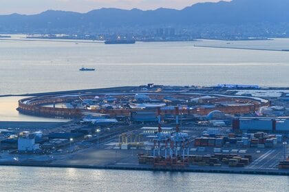 大阪・関西万博の効果 「期待以上」が4社に1社　西日本で顕著に 企業が評価した開催の社会・経済効果、平均72.2点