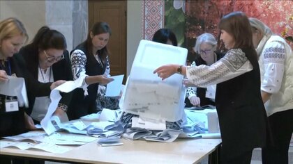 ウクライナの隣国、旧ソ連のモルドバで議会選挙　“親欧米派”与党が単独過半数を維持の見通し