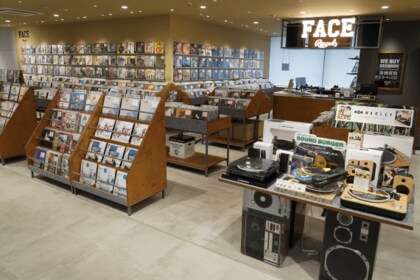 九州初出店のフェイスレコードが「福岡県アナログレコード白書」を公開。アナログレコードの需要は根強いことが分かった。