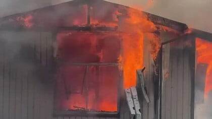 住宅1棟を全焼　住人の男性病院搬送、命に別条なし　岩手県盛岡市