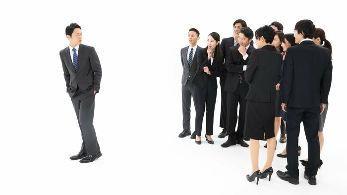 人間関係に悩むことも多い(画像はイメージ)