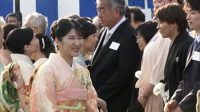 秋の園遊会は振り袖姿で 2024年10月