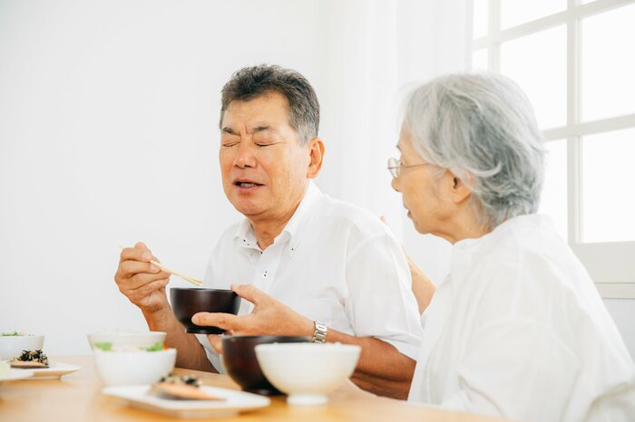 家族の助けにより命をとりとめるケースも(画像はイメージ)