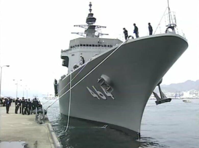 知人女性の肩を掴みキスした後、スマホ盗んだか　海自掃海母艦「ぶんご」乗組員逮捕「身に覚えない」と否認｜FNNプライムオンライン