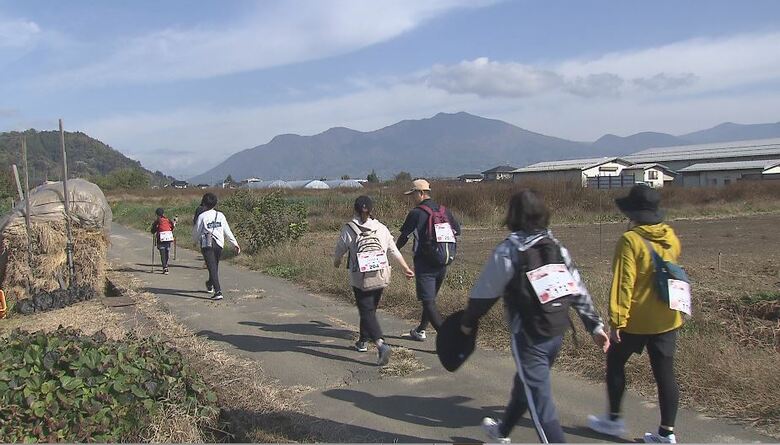 歩いてふるさとを再発見　合併20周年で記念のウォーキングフェス　20キロを制限時間6時間で｜FNNプライムオンライン