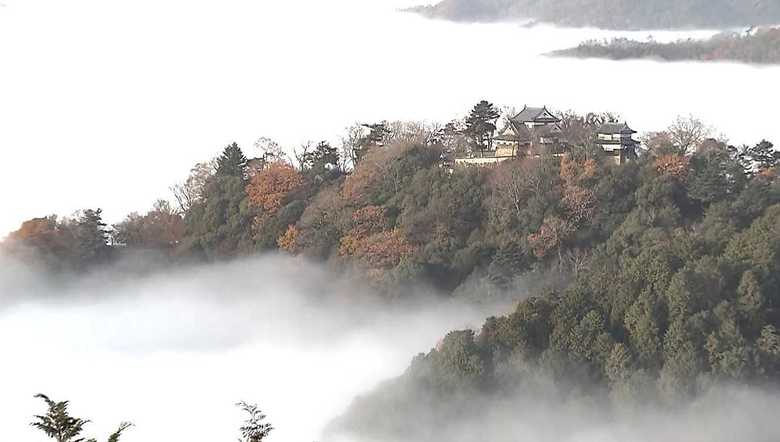 岡山・高梁市の“天空の山城”備中松山城
