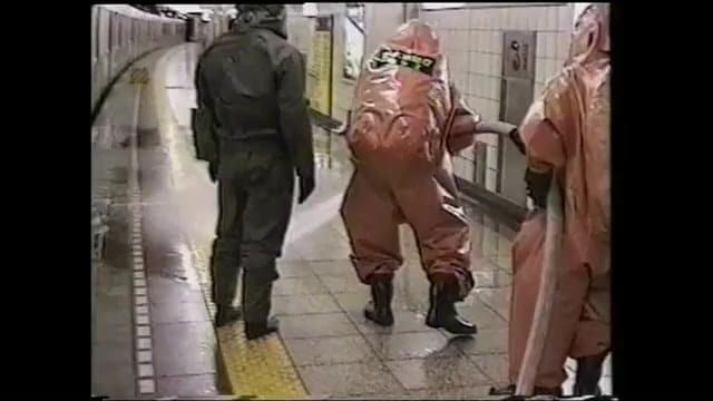 とにかく不気味な異様な光景