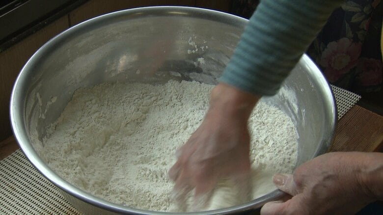 地元産のそば粉