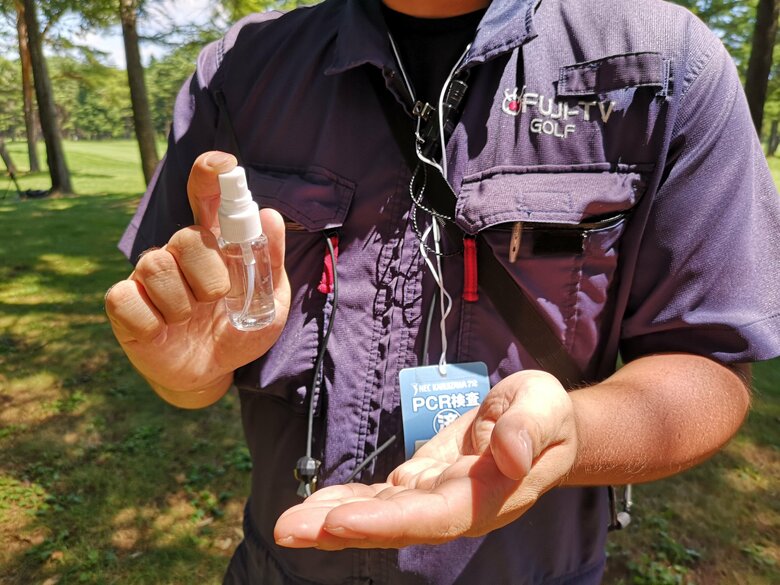 100円ショップで購入したミニボトル　常にアルコールを携帯