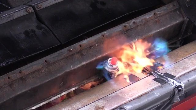 圧縮する際の火花によって引火（画像提供：NITE）