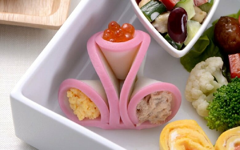 あやめ（提供：紀文食品）