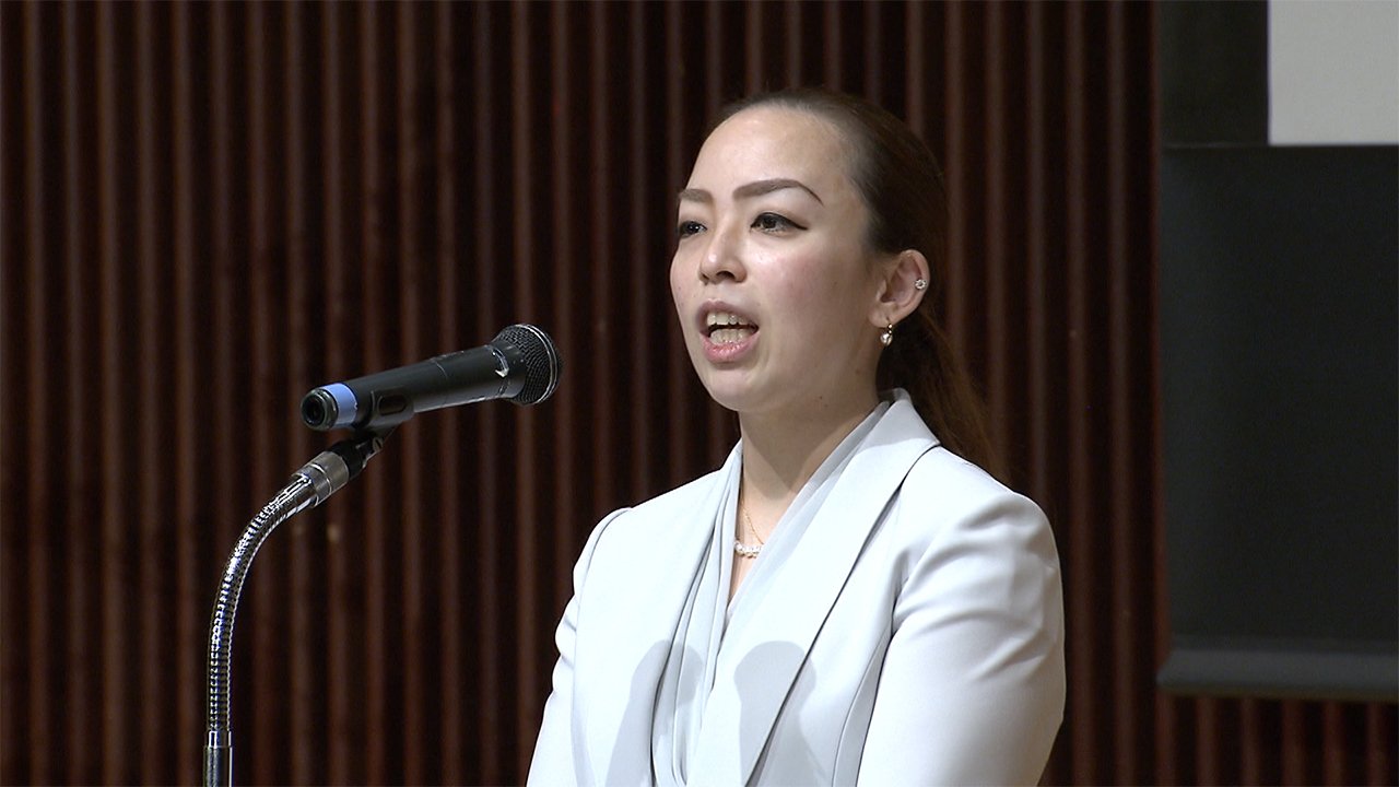 難聴を明かされた三笠宮家の瑶子さま きょう39歳の誕生日 寬仁さまの障害者福祉活動引き継ぐ フジテレビ皇室担当解説委員 橋本寿史|FNN ...