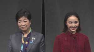 百田夏菜子のももクロパワーに小池都知事「爆発している!」