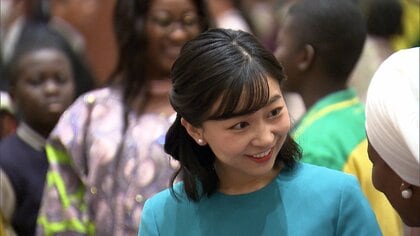 佳子さまがチャリティーバザーを訪問し特産品などをお買い求めに　中東やアフリカの大使館が参加し各国の女性や子どもたちを支援