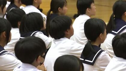大雨の避難所から新学期へ　氷見市の中学生「みんなと顔を合わせて安心した」　大雨が影響での欠席は5人