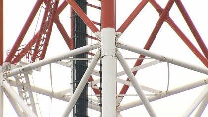 【中継】高さ70メートルの鉄塔が地震で損傷　倒壊の恐れで周辺48世帯に避難指示…国道は通行止めに　青森・八戸市