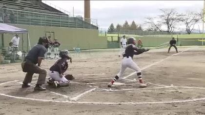 選手たちのプレーと応援の熱さが厚い雲を吹き飛ばす!?　白河市でリトルリーグ野球大会開幕＜福島県＞