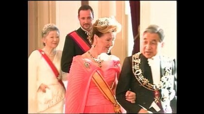 天皇皇族　額 上皇さま誕生日 平成17年の“1年”には戦後60年「慰霊の旅」や愛知万博