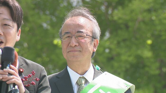 花角英世 氏