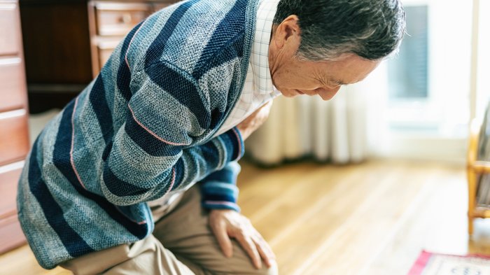 コロナ禍での避難生活は「エコノミークラス症候群」のリスク増...どう防ぐ?注意点を聞いた