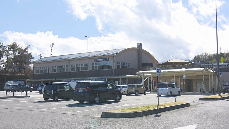 道の駅に“居座り”営業強行　「弁護士の見解に基づき妥当と判断」　指定管理期間の満了を迎えるも明け渡しに応じず　取引先にも「運営継続」と勝手に通達　町は法的措置を視野に入れるも事業者は協議中と主張｜FNNプライムオンライン