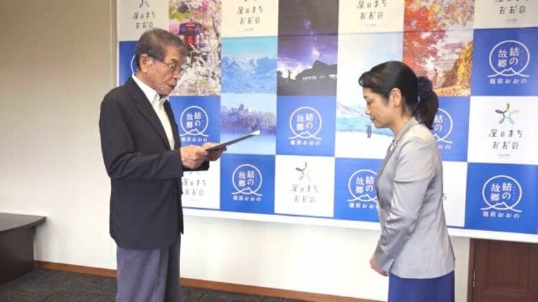 市議会議員報酬「月額3万円の引き上げが妥当」　大野市長へ審議会が答申　月額38万7000円での条例改正へ　【福井】｜FNNプライムオンライン